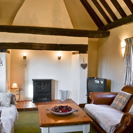Rose Cottage - E2352 Catfield Екстериор снимка